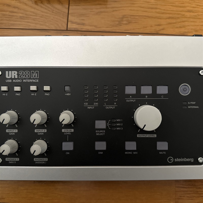 Steinberg UR28Mの画像